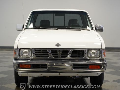 Used 1996 Nissan Pickup 2WD King Cab image 18