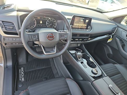 New 2026 Nissan Rogue SV AWD/4WD image 20