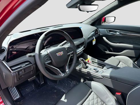 New 2026 Cadillac CT5 V AWD/4WD image 9