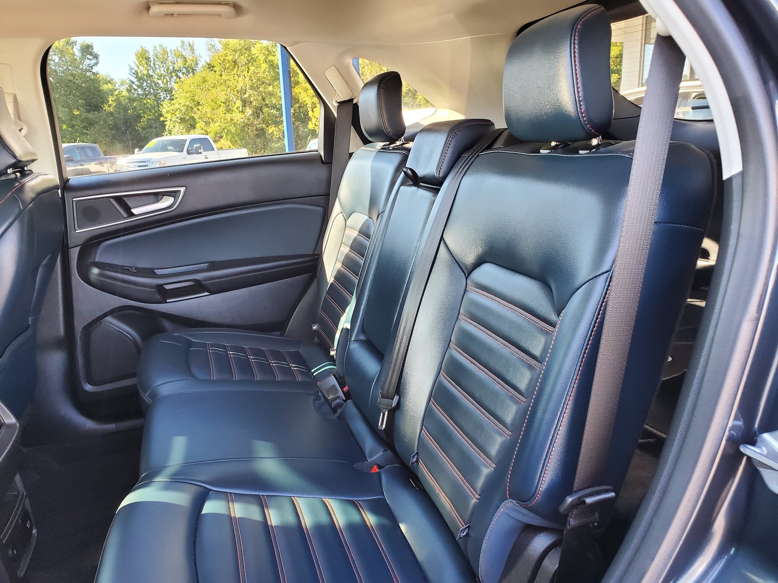 Used 2024 Ford Edge SEL w/ Sport Appearance Package AWD/4WD image 24