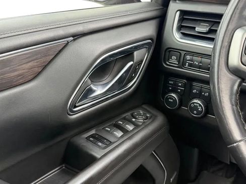 Used 2021 Chevrolet Suburban Z71 AWD/4WD image 13