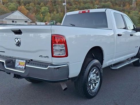 Used 2024 RAM 2500 Big Horn w/ Bed Utility Group image 7