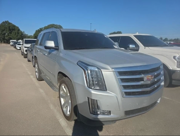 Used 2016 Cadillac Escalade Luxury AWD/4WD image 1