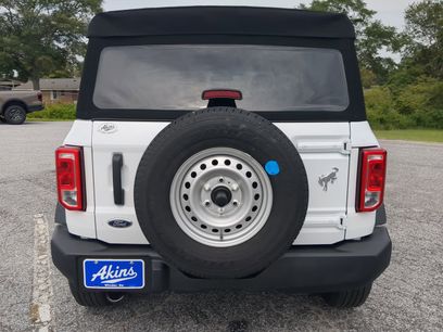 New 2025 Ford Bronco 4-Door