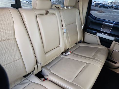 Used 2017 Ford F250 Lariat w/ Chrome Package image 19