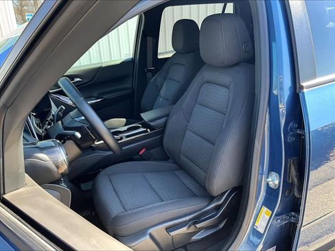 Used 2026 Chevrolet Equinox LT image 10