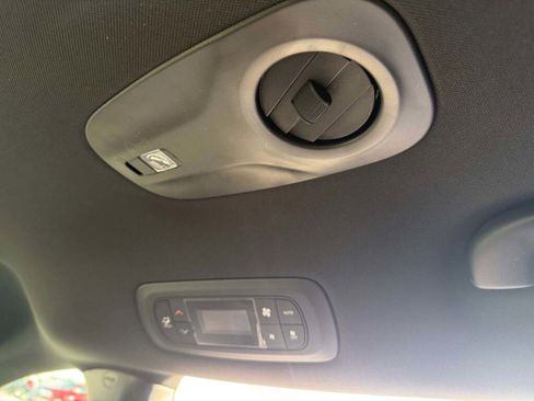 New 2026 Chrysler Voyager LX image 20