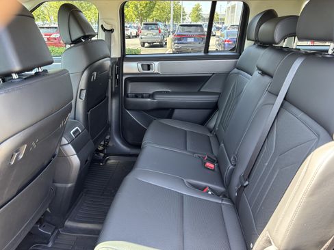 Used 2025 Hyundai Santa Fe XRT AWD/4WD image 18