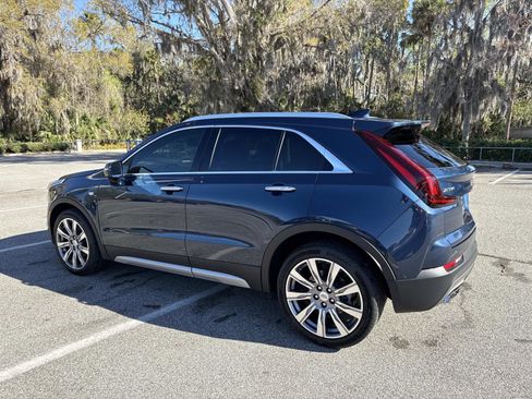 Used 2019 Cadillac XT4 Premium Luxury w/ Technology Package image 5