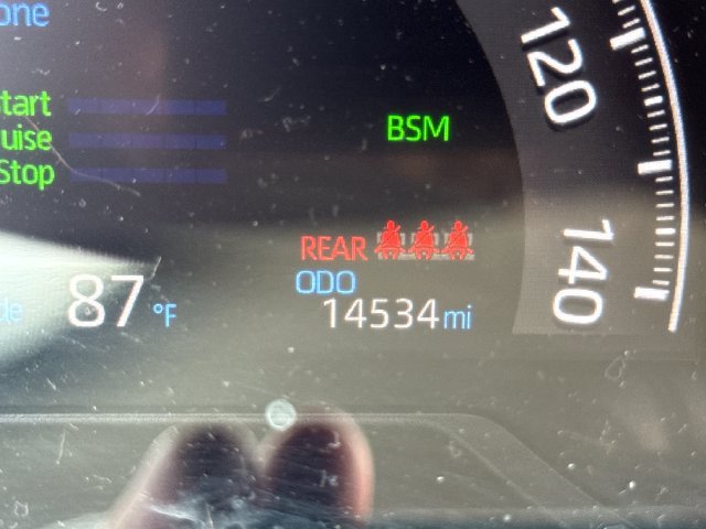 Used 2025 Toyota RAV4 XLE w/ Convenience Package AWD/4WD image 25