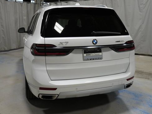 Used 2023 BMW X7 xDrive40i w/ Climate Comfort Package AWD/4WD image 20