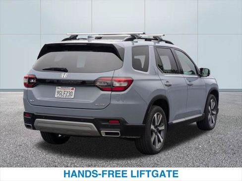 Used 2023 Honda Pilot Elite image 7