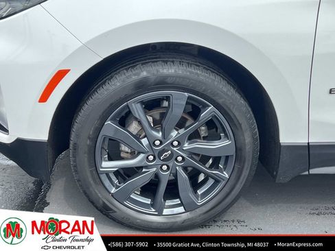 Certified 2024 Chevrolet Equinox RS FWD image 10