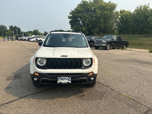 Used 2020 Jeep Renegade Sport AWD/4WD image 2