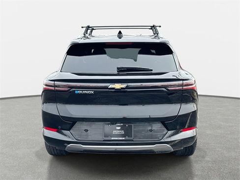 Used 2024 Chevrolet Equinox EV LT image 4