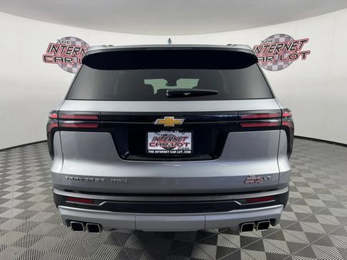 Used 2024 Chevrolet Traverse LT w/ Enhanced Driving Package AWD/4WD image 6