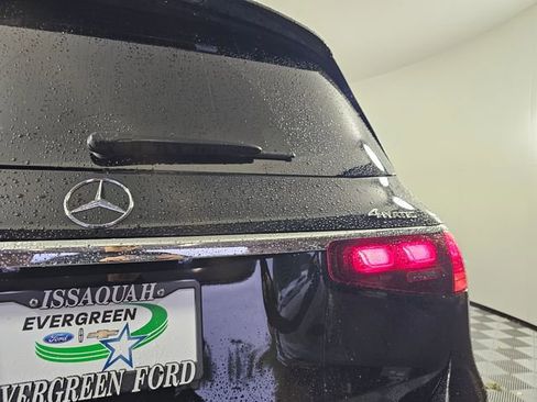 Used 2025 Mercedes-Benz GLS 450 4MATIC image 17
