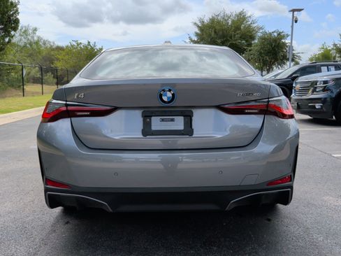 Used 2023 BMW i4 eDrive40 RWD image 8