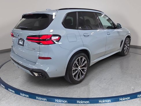 Used 2026 BMW X5 sDrive40i w/ M Sport Package RWD image 7