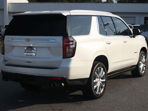 Used 2021 Chevrolet Tahoe High Country w/ Premium Package AWD/4WD image 6