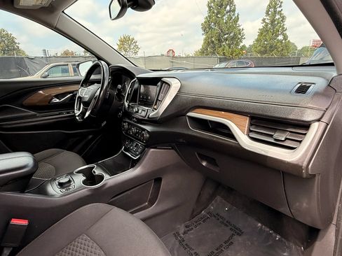 Used 2021 GMC Terrain SLE w/ Driver Convenience Package FWD image 19