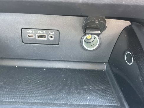 Used 2024 Nissan Altima 2.5 SV AWD/4WD image 32