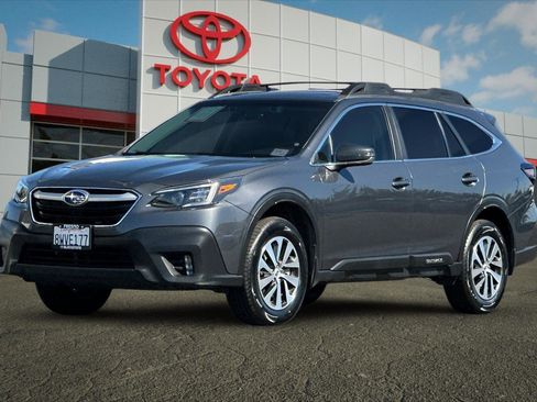 Used 2021 Subaru Outback Premium AWD/4WD image 7
