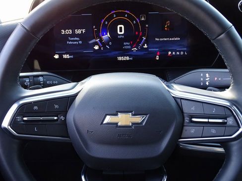 Used 2025 Chevrolet Equinox LT image 21