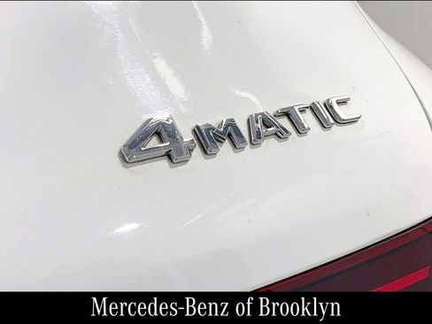 Certified 2021 Mercedes-Benz GLC 300 GLC 300 image 10