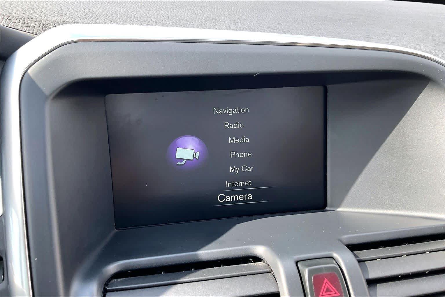 Used 2017 Volvo XC60 T6 Inscription w/ Preferred Option Package AWD/4WD image 36