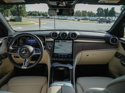 Certified 2023 Mercedes-Benz GLC 300 4MATIC image 18