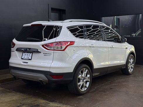 Used 2016 Ford Escape Titanium FWD image 9