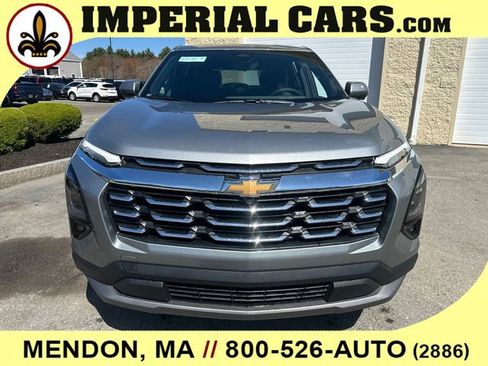 New 2026 Chevrolet Equinox LT AWD/4WD image 3