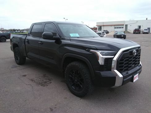 Used 2023 Toyota Tundra SR5 w/ TRD Off-Road Package AWD/4WD image 4