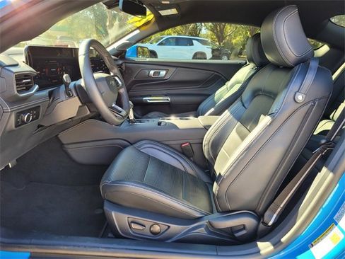 Used 2024 Ford Mustang Premium image 11