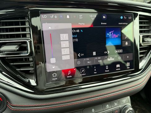 Used 2024 Dodge Durango R/T AWD/4WD image 10