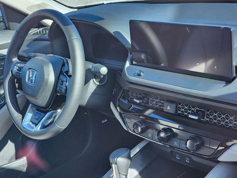 New 2026 Honda Accord Touring image 8