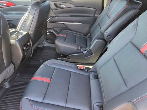 New 2026 Chevrolet Traverse RS w/ LPO, Floor Liner Package image 7