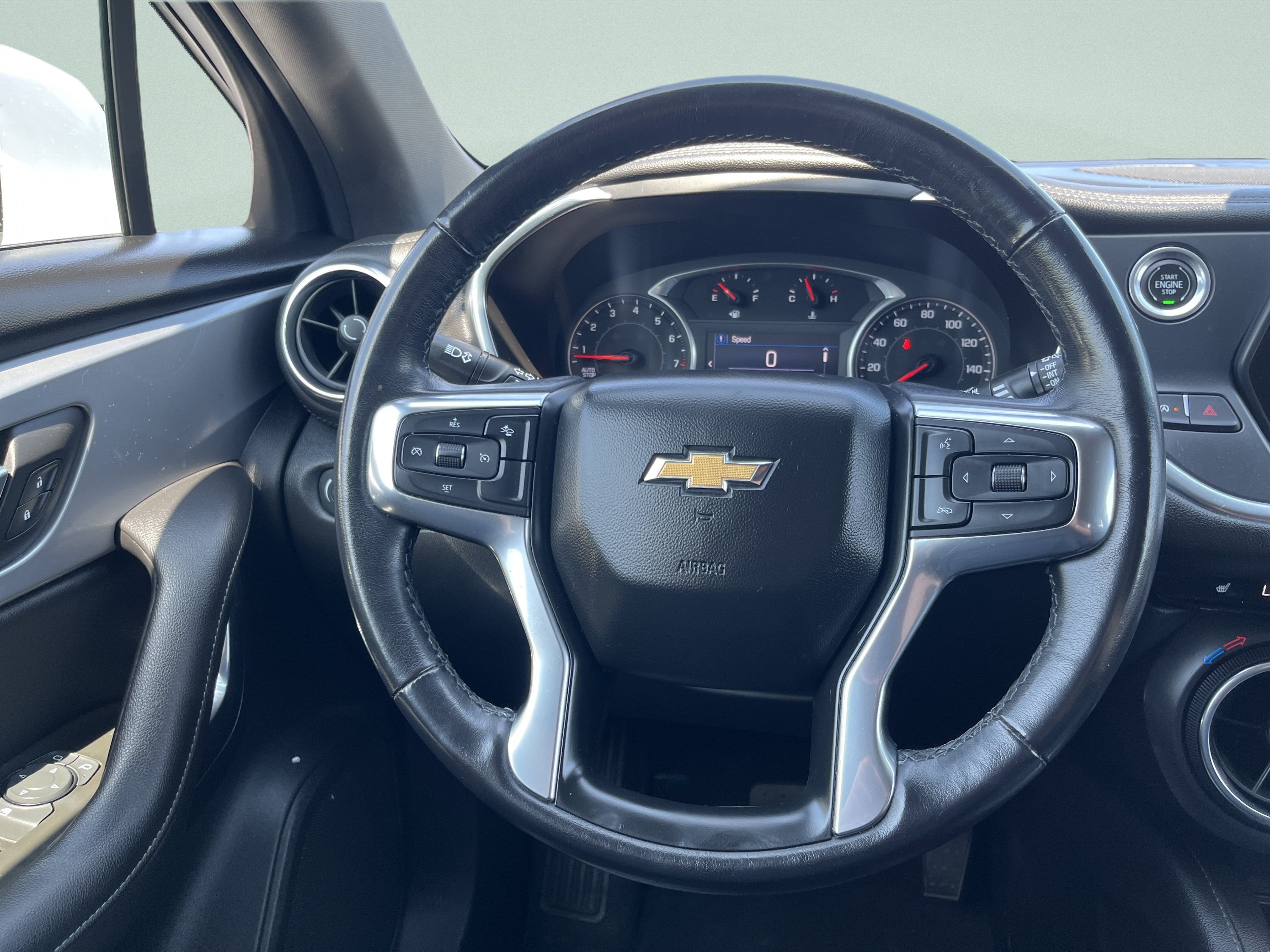 Used 2022 Chevrolet Blazer LT AWD/4WD image 25