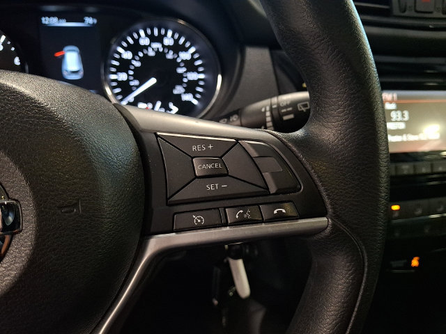 Used 2017 Nissan Rogue S AWD/4WD image 22