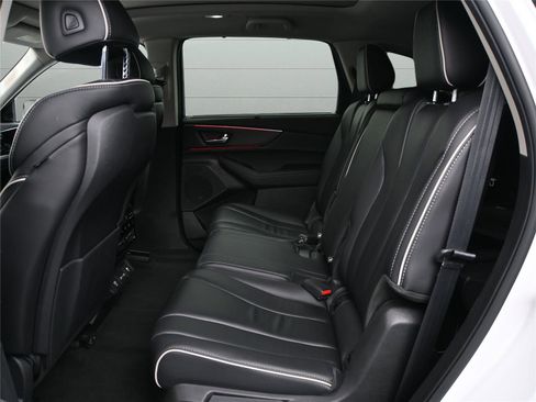 Certified 2023 Acura MDX SH-AWD w/Advance image 8