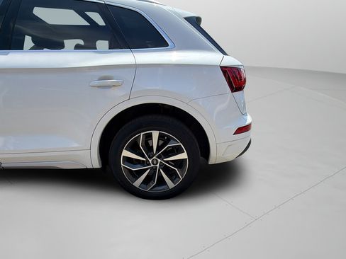 Used 2021 Audi Q5 2.0T Premium AWD/4WD image 36