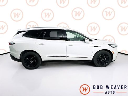 Used 2023 Buick Enclave Essence w/ Experience Buick Package AWD/4WD image 9