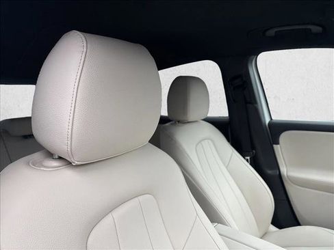 Certified 2025 Mercedes-Benz GLA 250 image 24