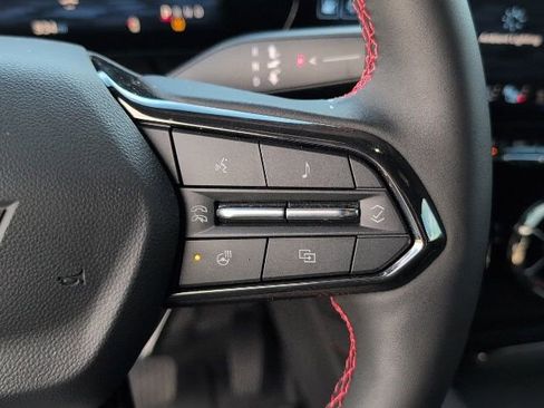 New 2025 Chevrolet Blazer EV RS image 21