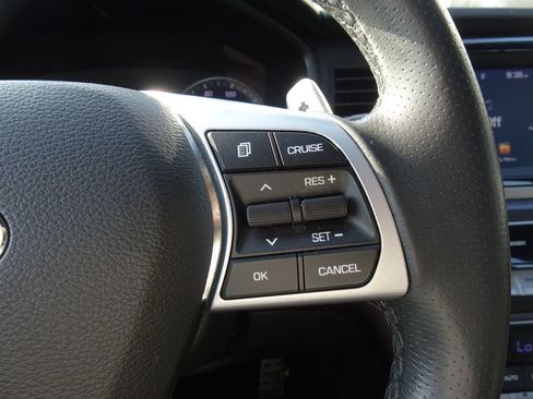 Used 2018 Hyundai Sonata Sport FWD image 20