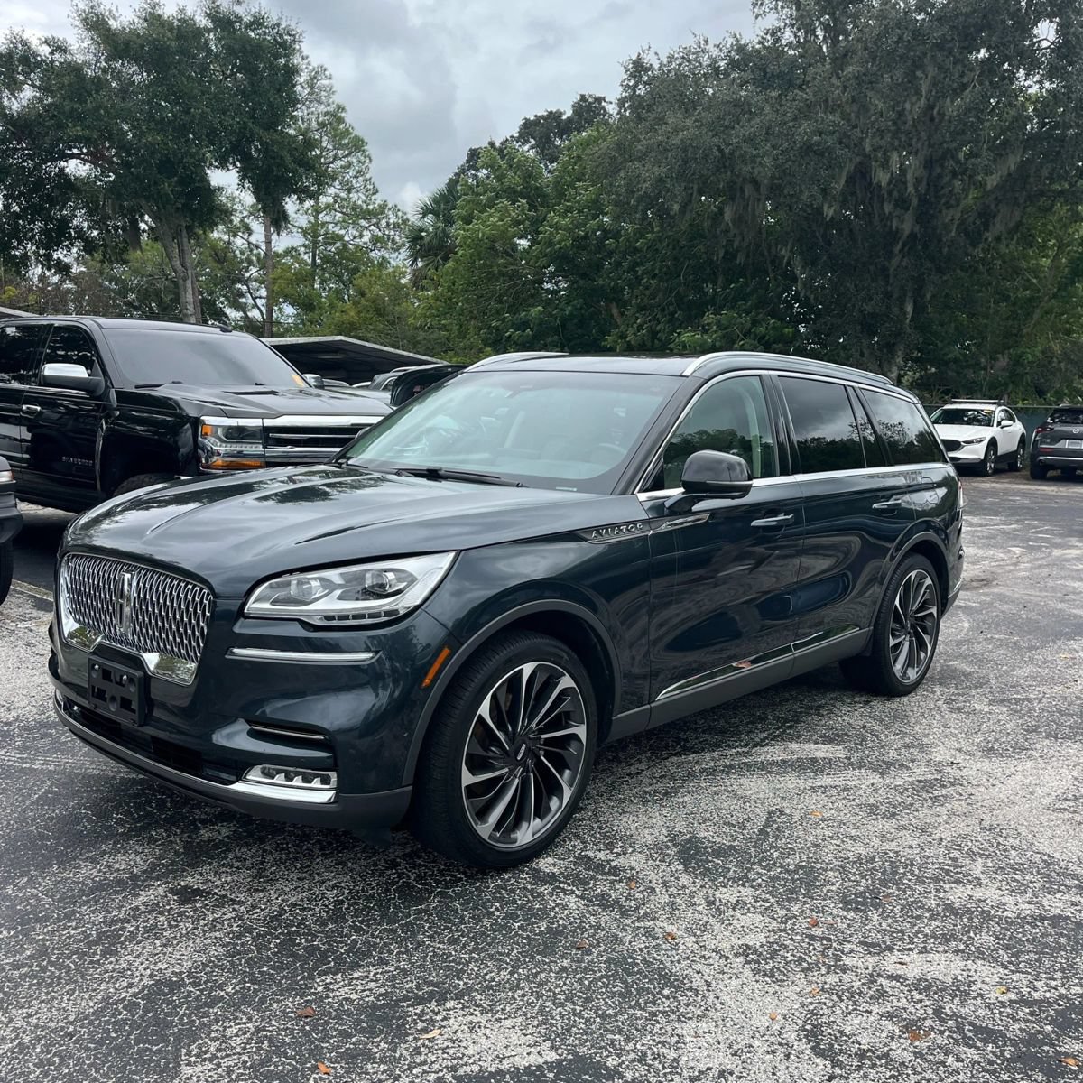 Used 2021 Lincoln Aviator Reserve w/ Equipment Group 202A AWD/4WD image 1