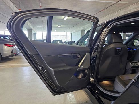 Used 2026 BMW i5 eDrive40 w/ M Sport Package AWD/4WD image 26