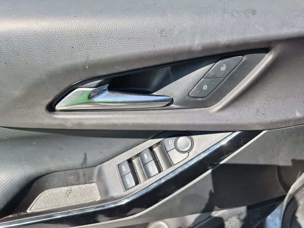 Used 2025 Chevrolet Equinox LT w/ Safety and Technology Package AWD/4WD image 11