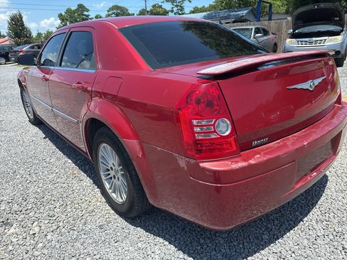 Used 2009 Chrysler 300 LX RWD image 5